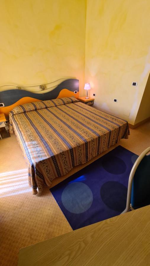 Hotel Del Sole Margherita Di Savoia Esterno foto